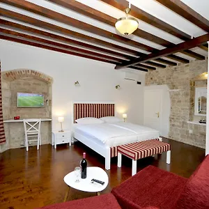 3* Affittacamere Palace Square